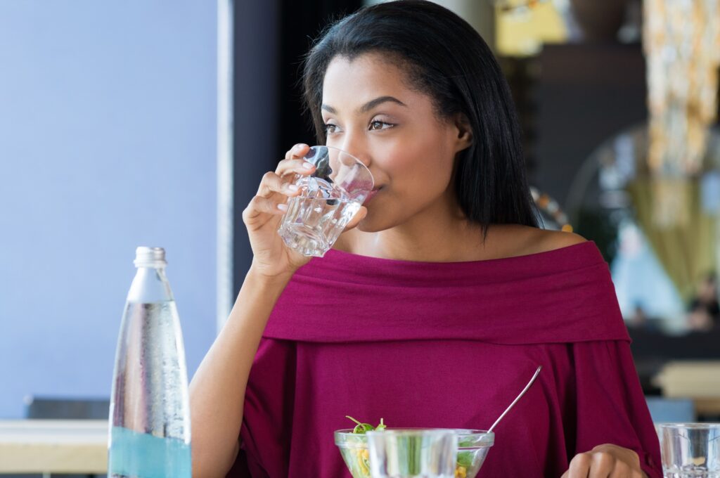 How Drinking Water Can Help You Lose Weight